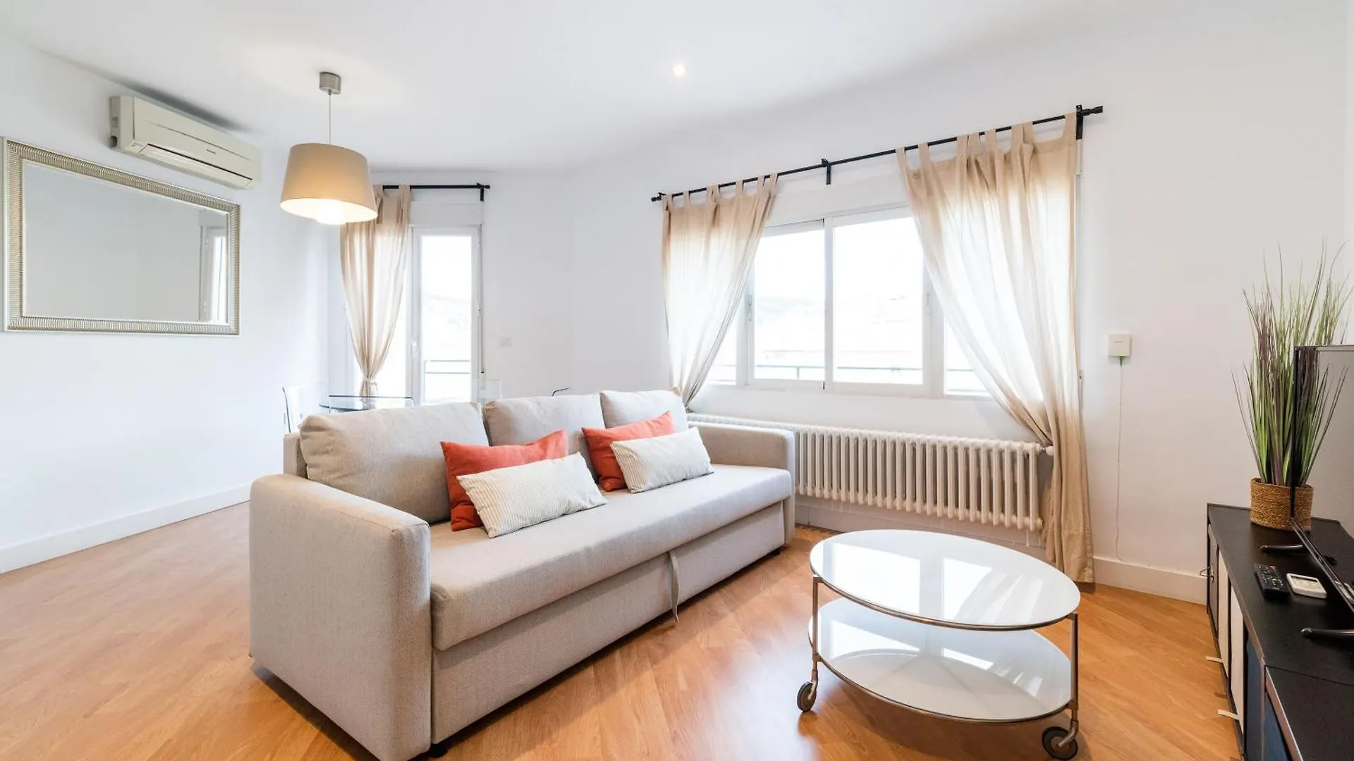 Tuguest Neptuno Apartment Granada