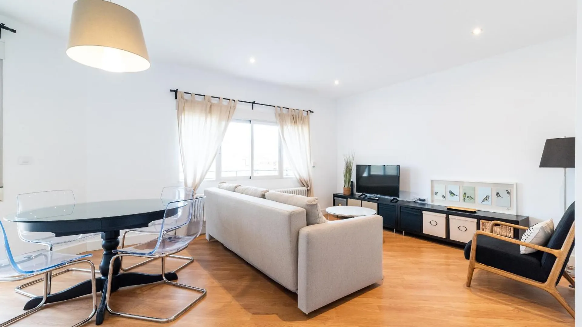 Tuguest Neptuno Apartment Granada Spain