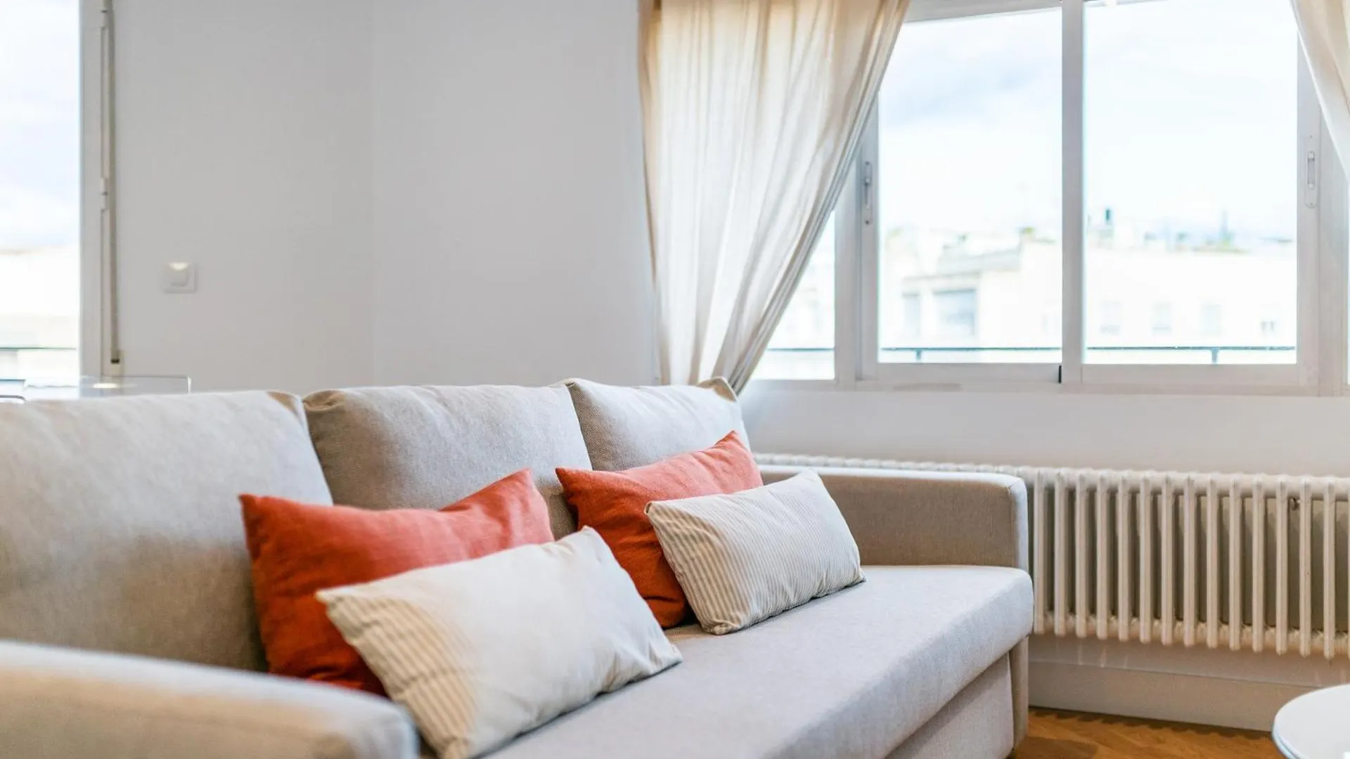 Tuguest Neptuno Apartment Granada